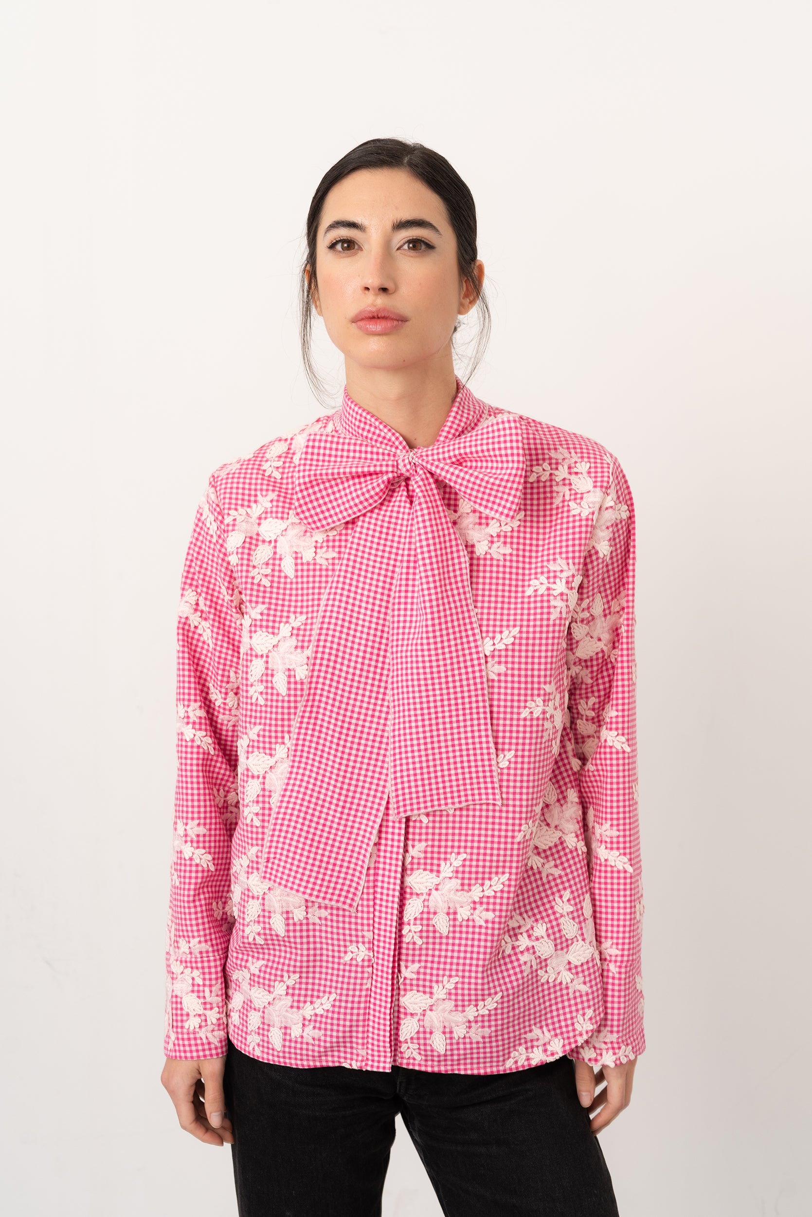 Camisa lazada bordada rosa - Vanó Studio