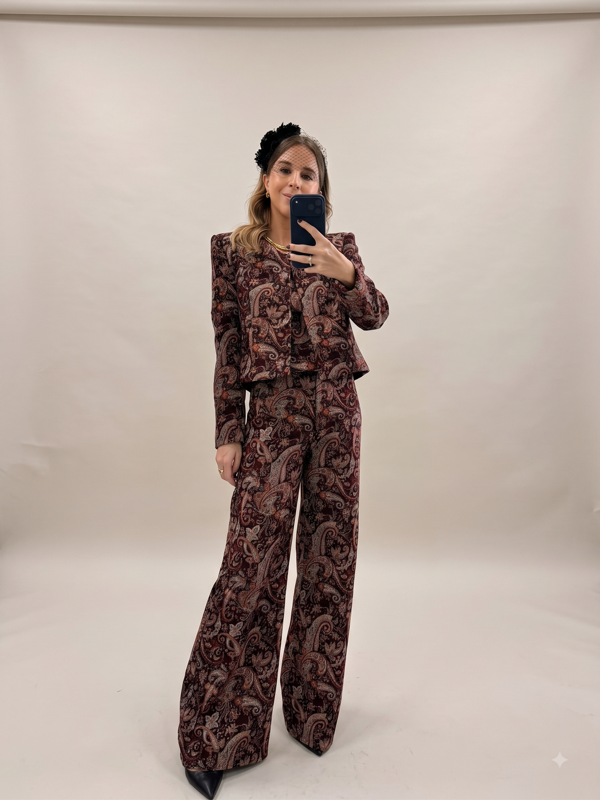 Pantalón brocado
